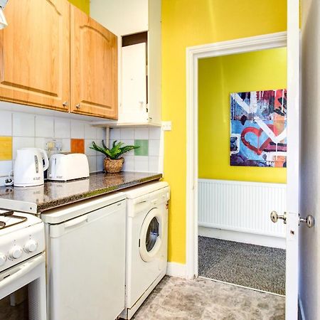 Oxford Street - Mayfair, Central London Budget Apartment Exteriör bild